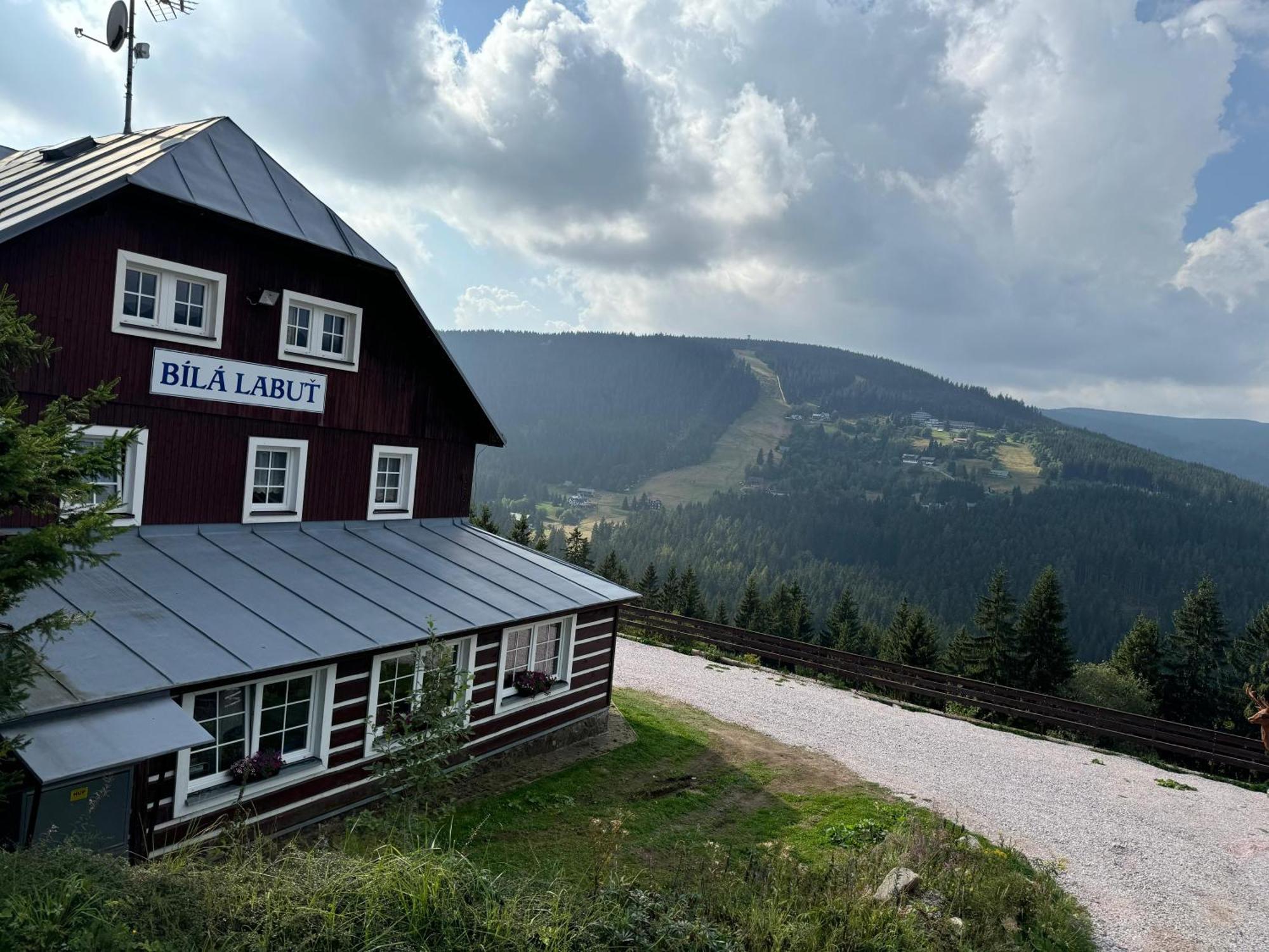 Bila Labut Horsky Hotylek Hotel Pec pod Snezkou Bagian luar foto