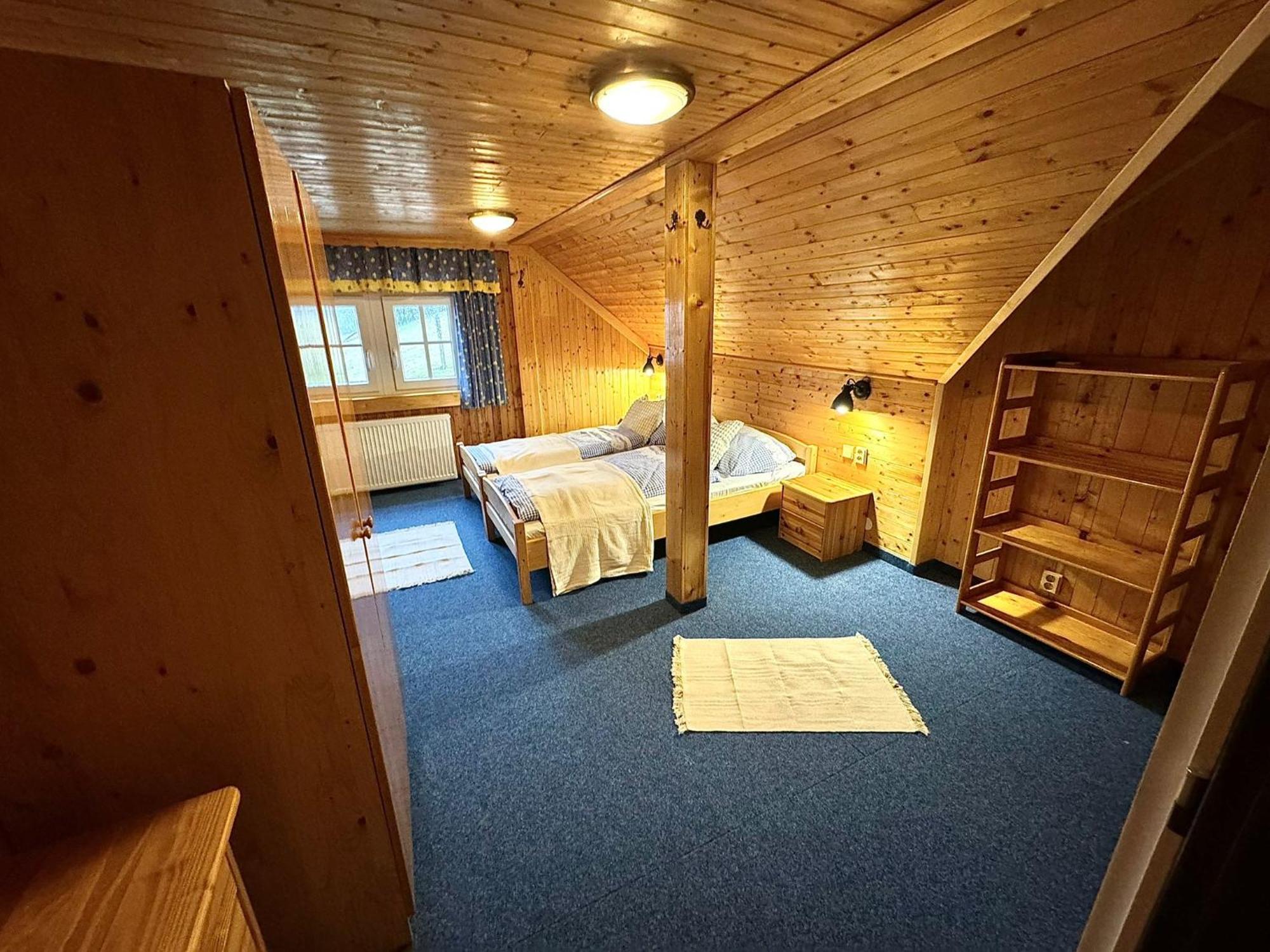 Bila Labut Horsky Hotylek Hotel Pec pod Snezkou Ruang foto