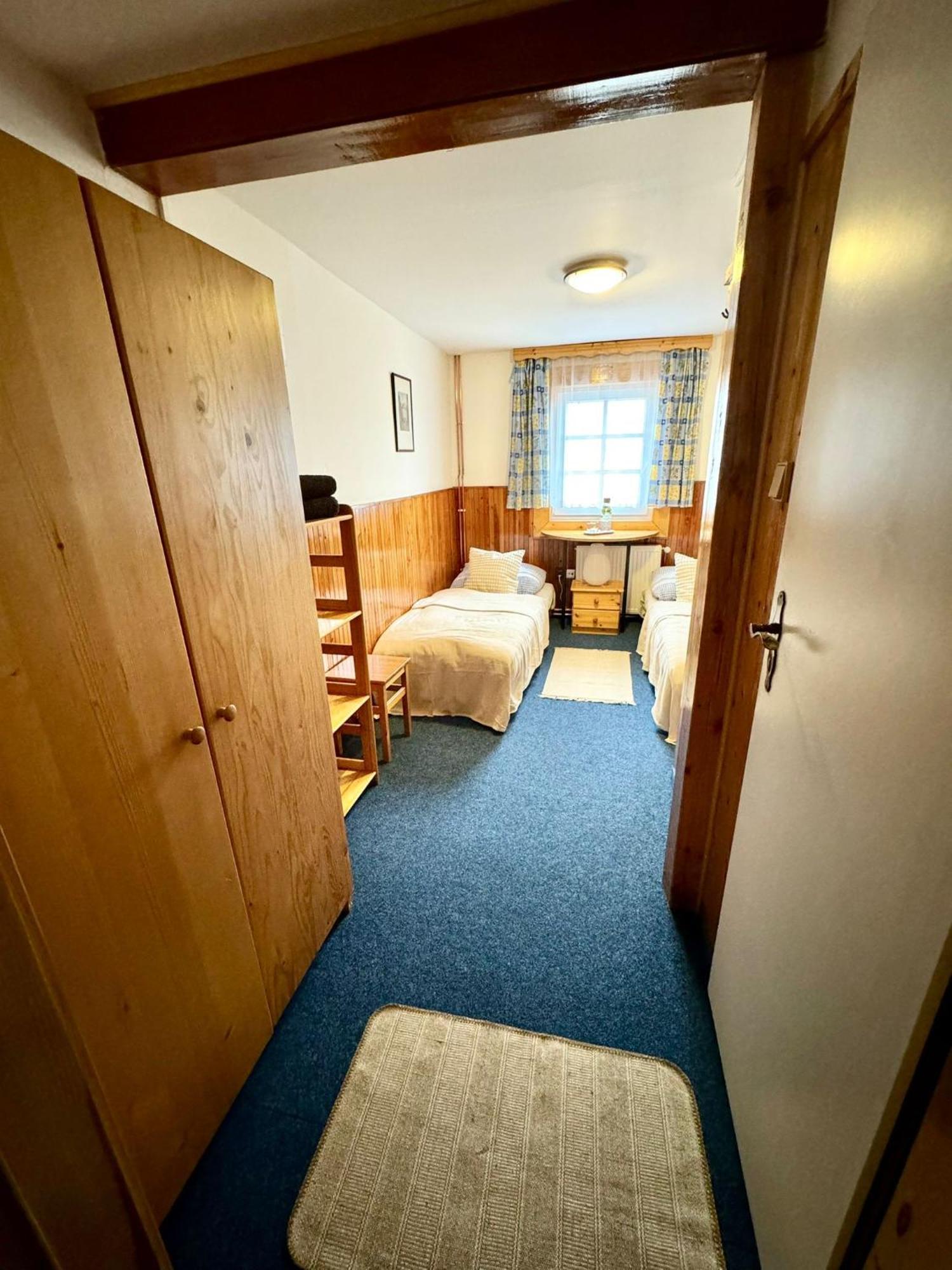 Bila Labut Horsky Hotylek Hotel Pec pod Snezkou Ruang foto