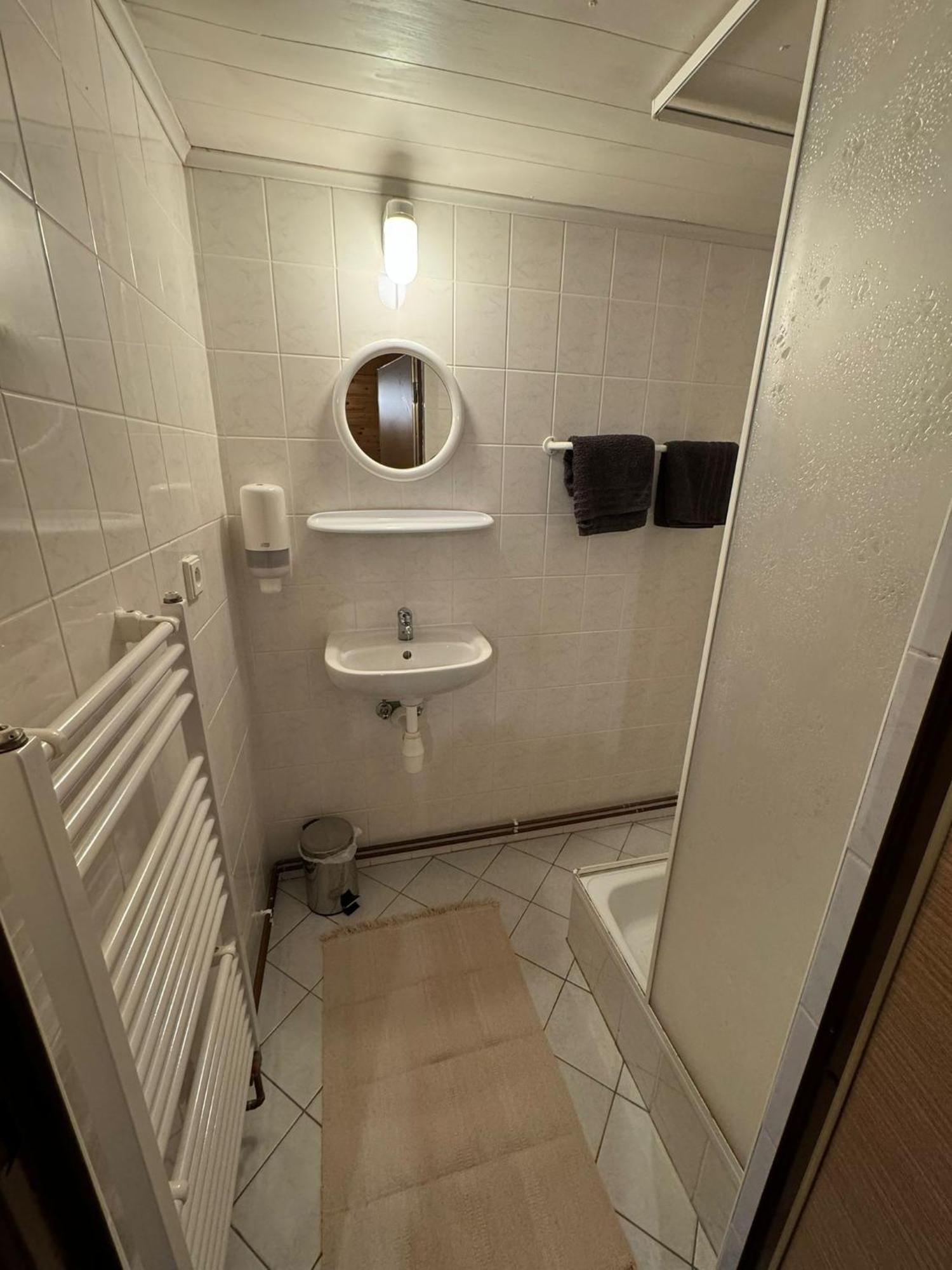 Bila Labut Horsky Hotylek Hotel Pec pod Snezkou Ruang foto