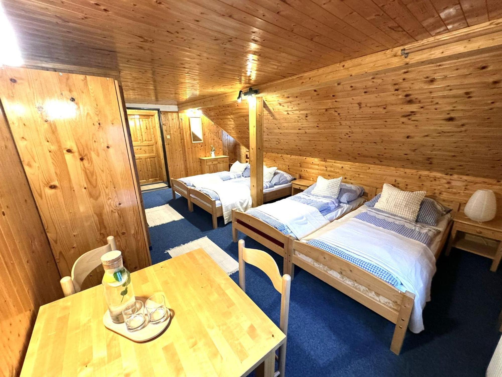 Bila Labut Horsky Hotylek Hotel Pec pod Snezkou Ruang foto