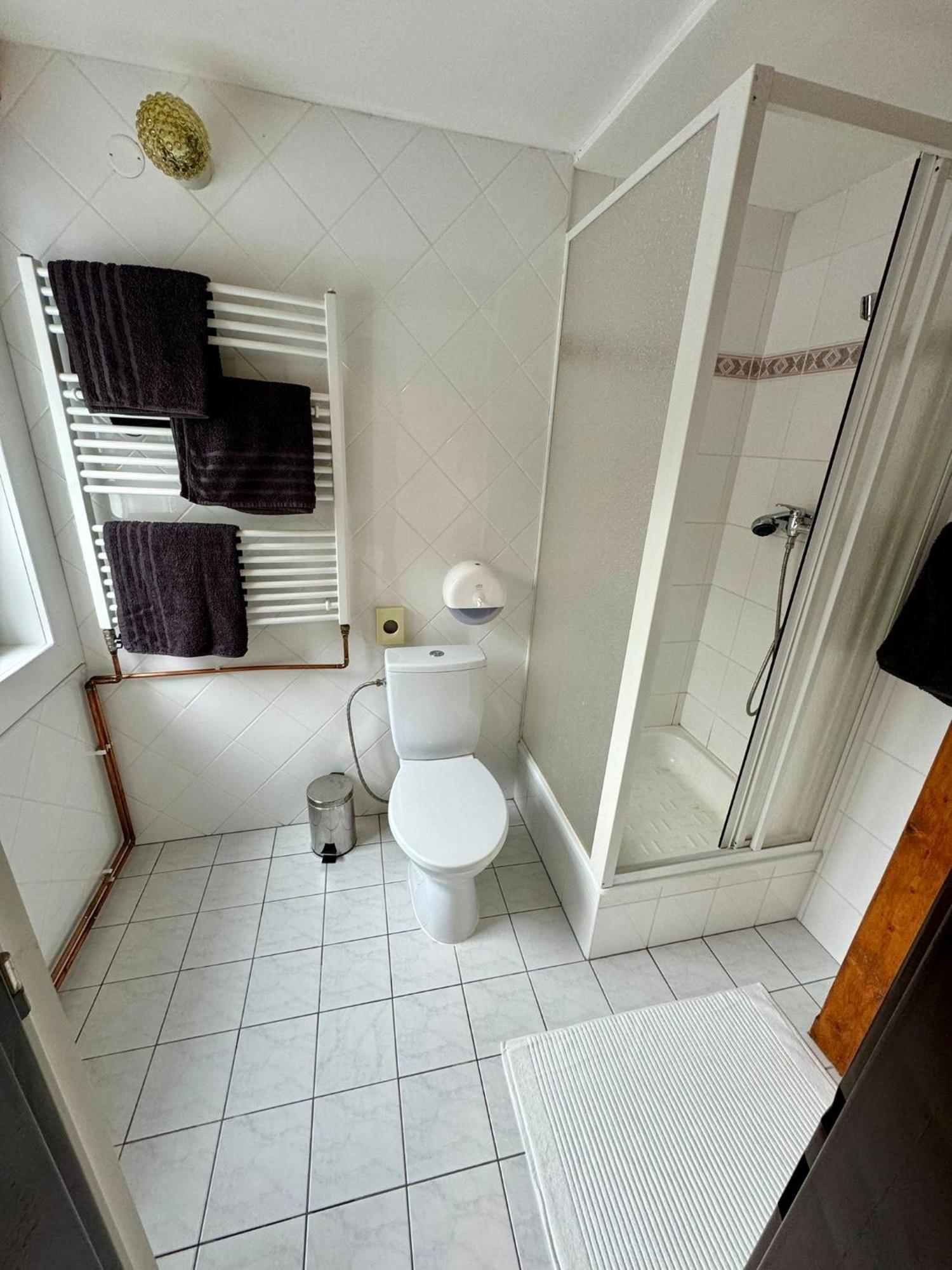 Bila Labut Horsky Hotylek Hotel Pec pod Snezkou Ruang foto