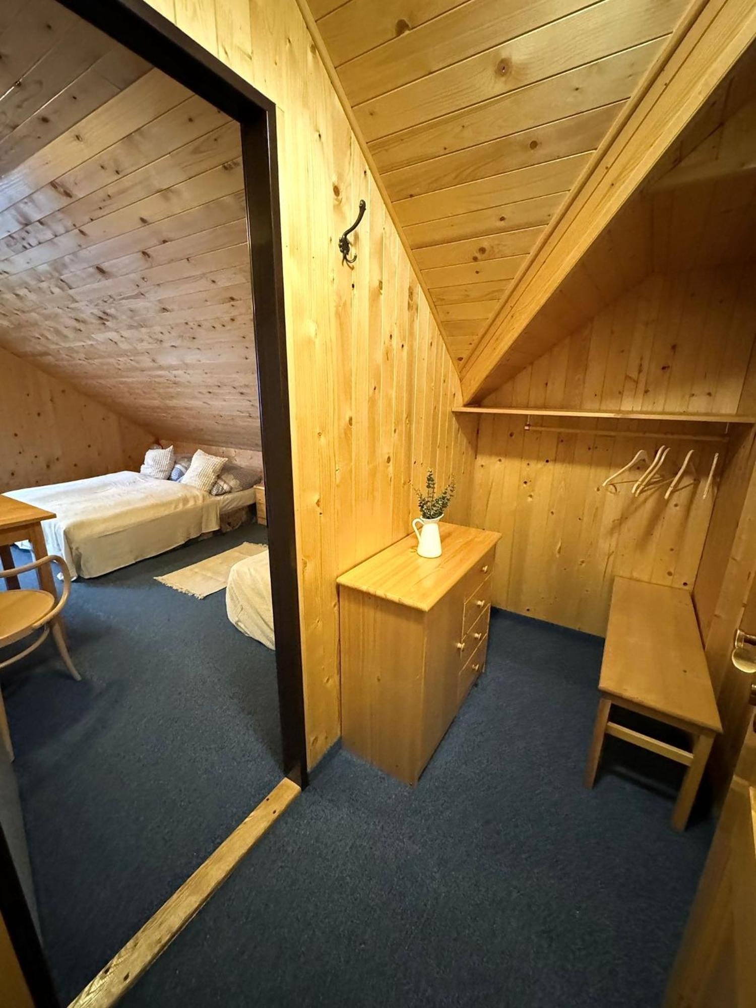 Bila Labut Horsky Hotylek Hotel Pec pod Snezkou Ruang foto