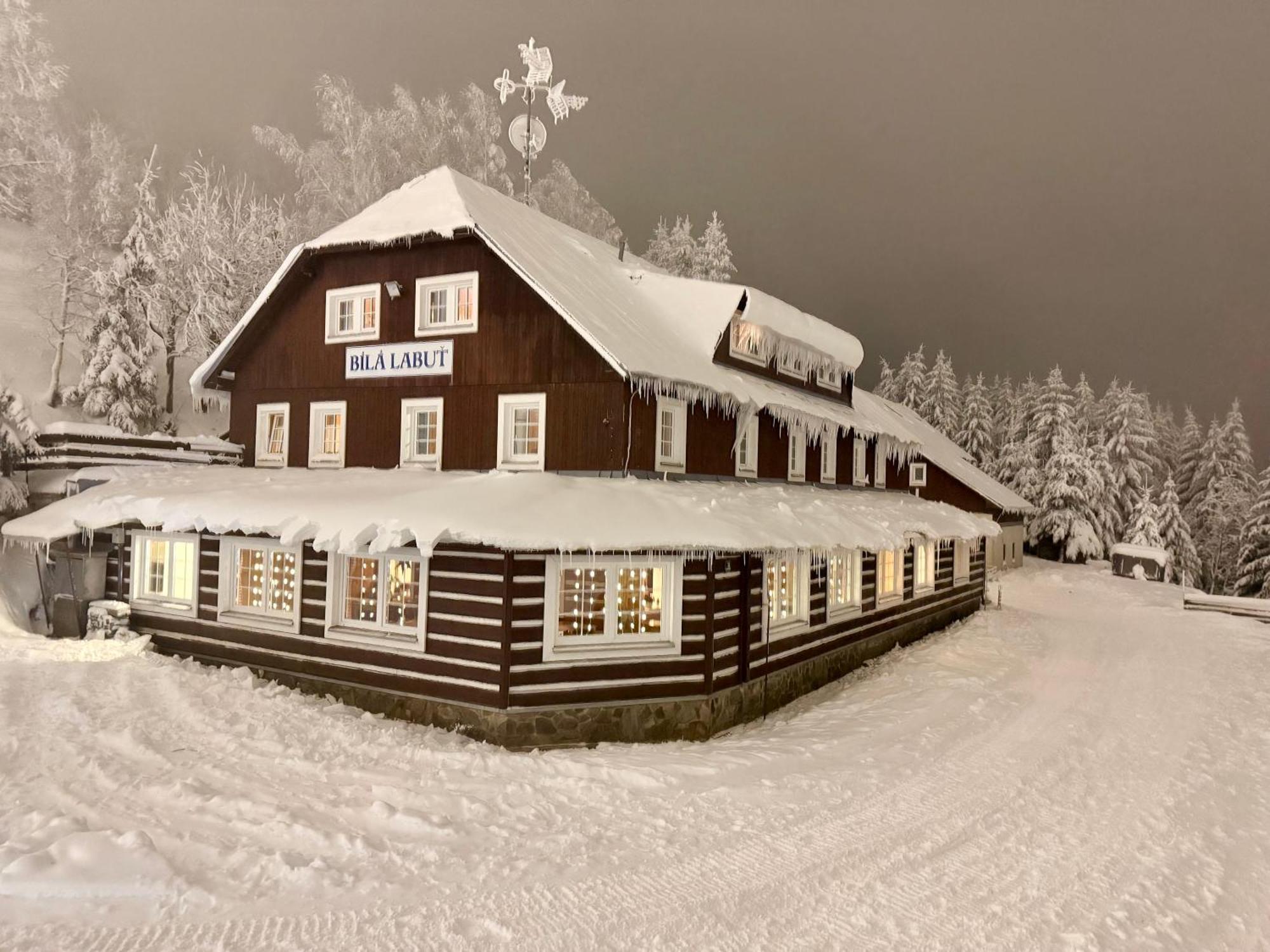 Bila Labut Horsky Hotylek Hotel Pec pod Snezkou Bagian luar foto